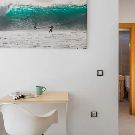 Oceanfront With Pool Дом отдыха *