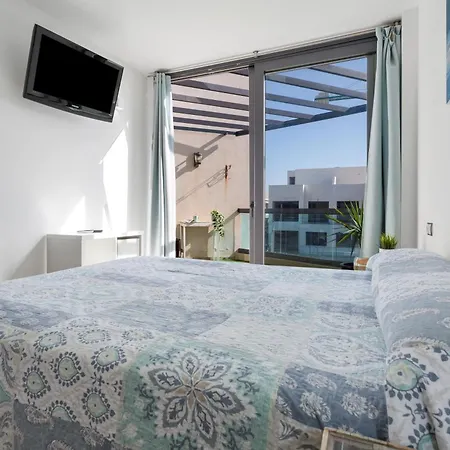 Holiday home Oceanfront With Pool *