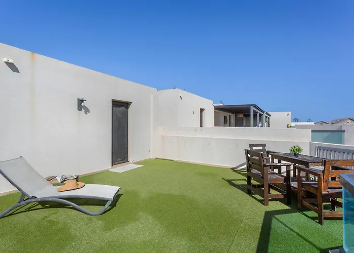 Holiday home Oceanfront With Pool *